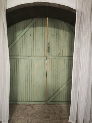 Puerta corredera de madera