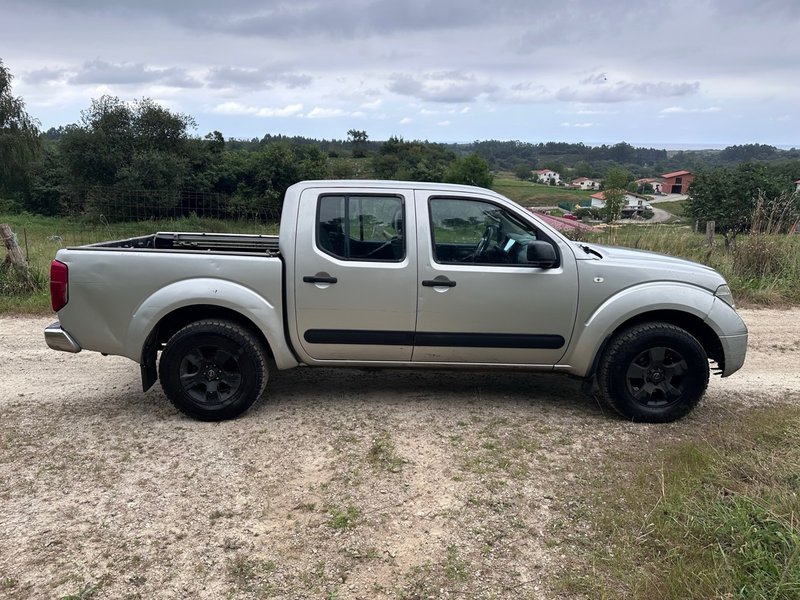 Nissan Navara 2006 - foto 1