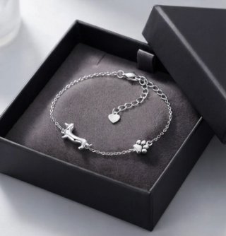 Bracciale con cagnolino e zampa