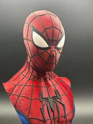 Busto Spiderman 3D Marvel 20cm