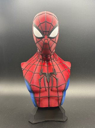 Busto Spiderman 3D Marvel 20cm