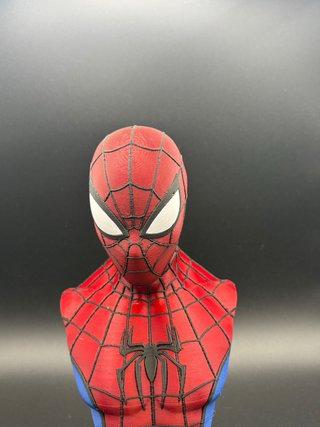 Busto Spiderman 3D Marvel 20cm