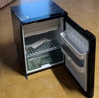 Nevera portátil eléctrica 65L