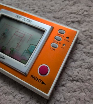 Nintendo Game & Watch Tropical Fish