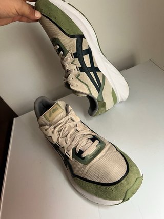 Zapatillas Asics Beige y Verde