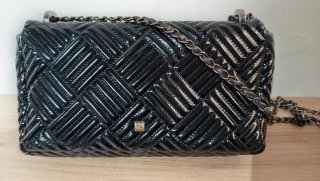 Bolso Purificación García charol negro