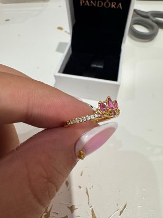 Anillo Pandora Corona Princesa Rosa y Dorado