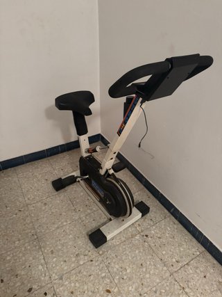 Bicicleta Estática STRONG