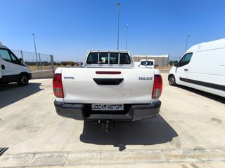 TOYOTA HILUX 2.4 D4D 150CV DOBLE CABINA GX