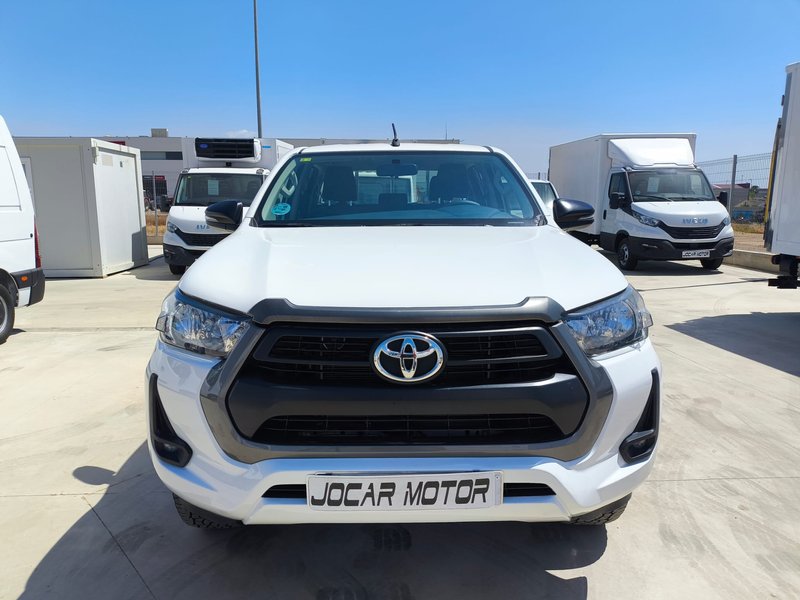 Toyota Hilux 2022, foto 2