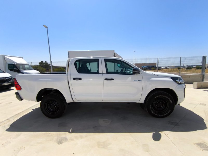 Toyota Hilux 2022, foto 9