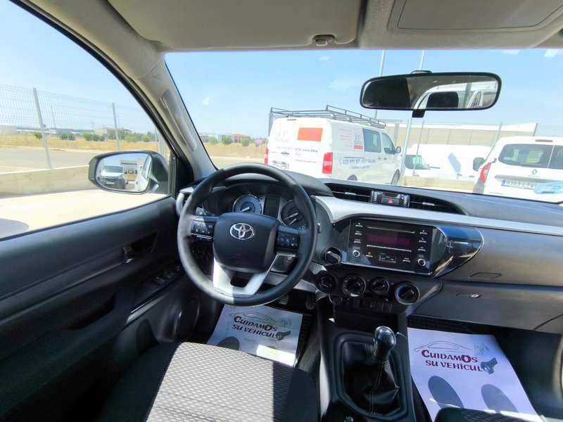 Toyota Hilux 2022, foto 10
