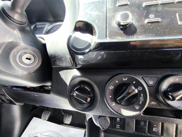 TOYOTA HILUX 2.4 D4D 150CV DOBLE CABINA GX