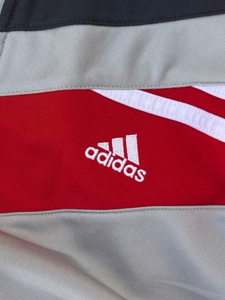 Chaqueta Adidas Vintage 2000s Gris Roja