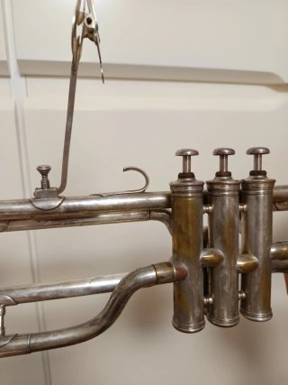 Trombón Couesnon antiguo 1920-1930