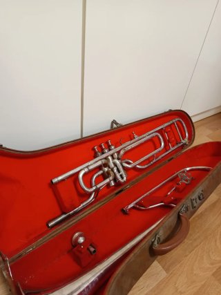 Trombón Couesnon antiguo 1920-1930