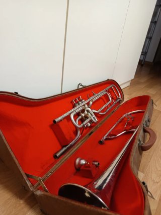 Trombón Couesnon antiguo 1920-1930