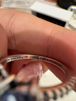 Anillo pandora Bridgerton