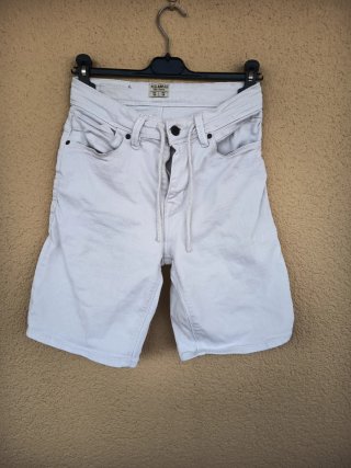 Pantalón corto Pull&Bear chico blanco