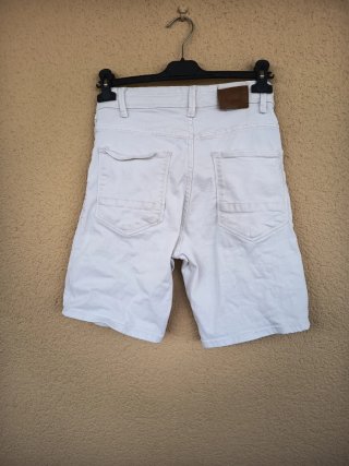 Pantalón corto Pull&Bear chico blanco