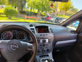 Opel Zafira 2007 vendo o cambio