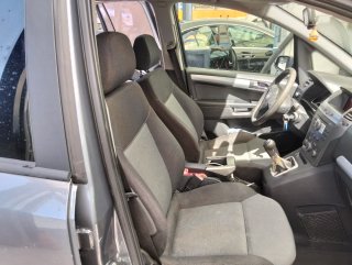 Opel Zafira 2007 vendo o cambio