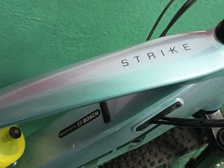 Bicicleta Eléctrica Scott Strike