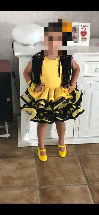 Traje de flamenca niña y adulta