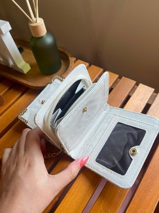 Cartera con tarjetero y monedero