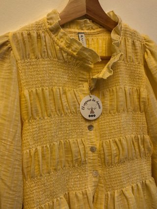 Conjunto amarillo de dos piezas