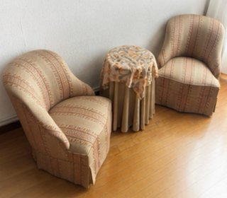 Conjunto 2 sillones y mesa auxiliar