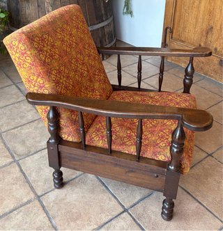 Butacas antiguas madera maciza. 100€/ ud