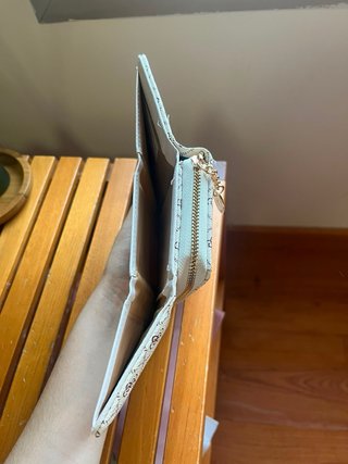 Cartera amplia con tarjetero y monedero