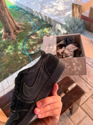 Jordan x Travis Scott Black Phantom