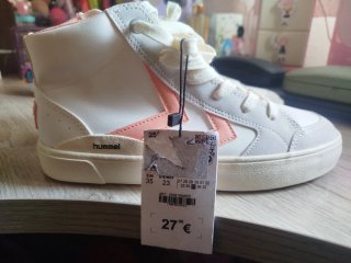 Zapatillas Hummel rosa y blanco