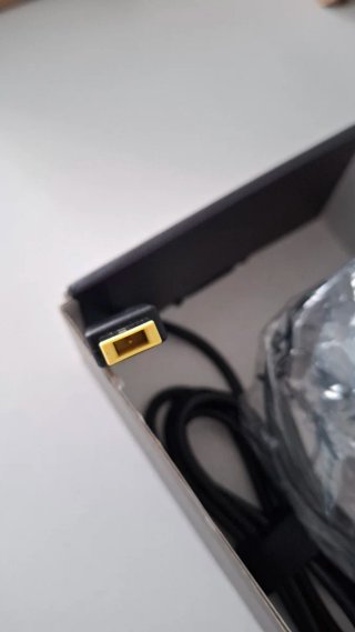 Cargador Portátil 65W