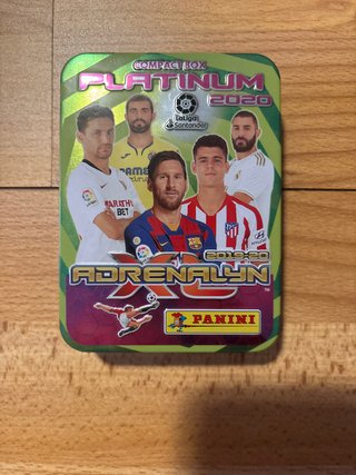Caja Cromos Panini Adrenalyn XL Platinum 2020