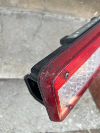 Piloto trasero izquierdo Volvo 23354972