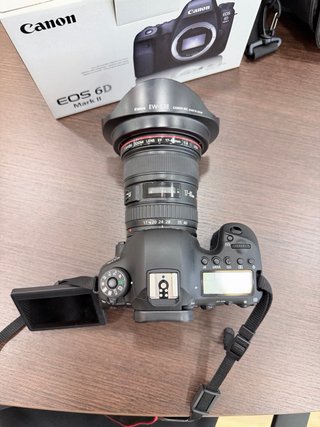 Canon EOS 6D Mark II + Objetivo EF 17-40mm f/4L