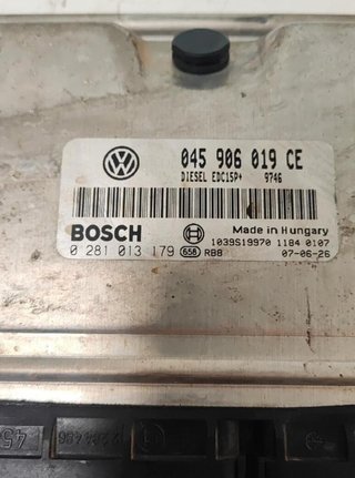 Centralita 045906019ce skoda fabia (5j2 ) 282978