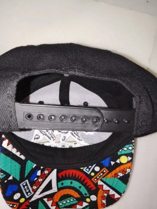 Gorra Negra con Diseño California Republic