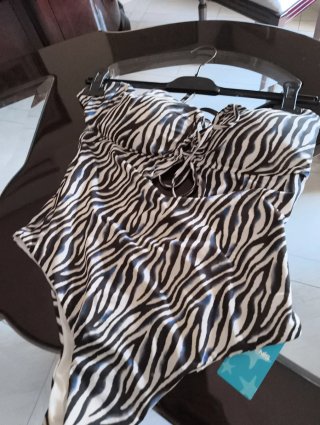 Costume intero zebrato