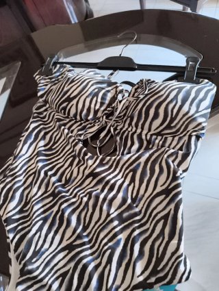 Costume intero zebrato