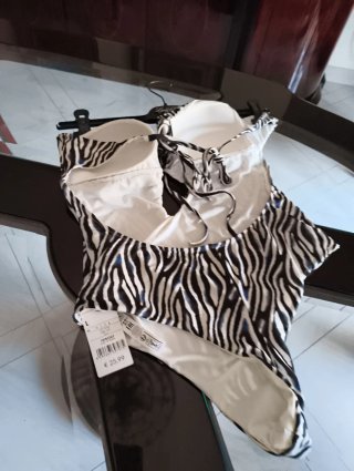 Costume intero zebrato