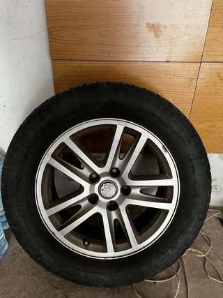 Ruedas Cooper 245/60/18 con Llantas Jeep