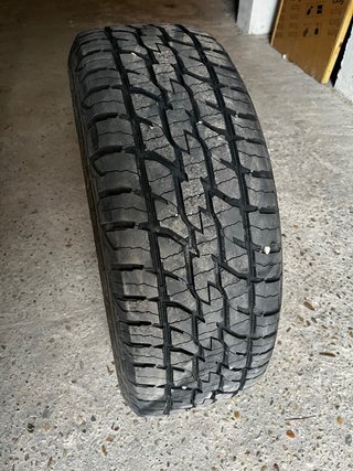 Ruedas Cooper 245/60/18 con Llantas Jeep