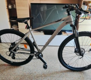 Bicicleta de montaña nueva