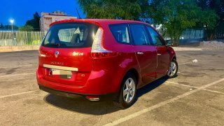 Renault Grand Scenic 2010