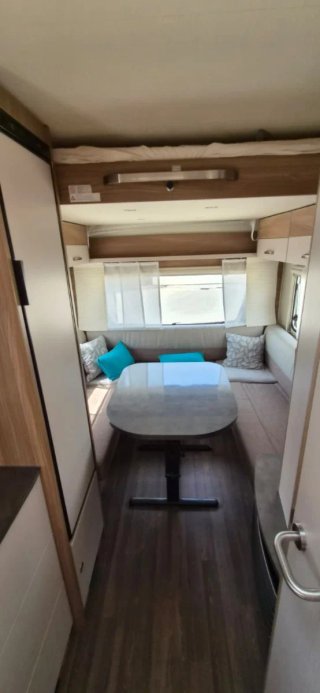 Caravana Bürstner Averso Premio 440tk