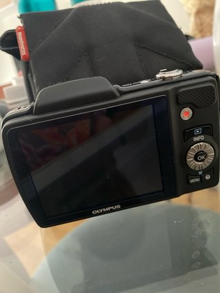 Olympus SZ-10 Cámara Compacta 14MP Zoom